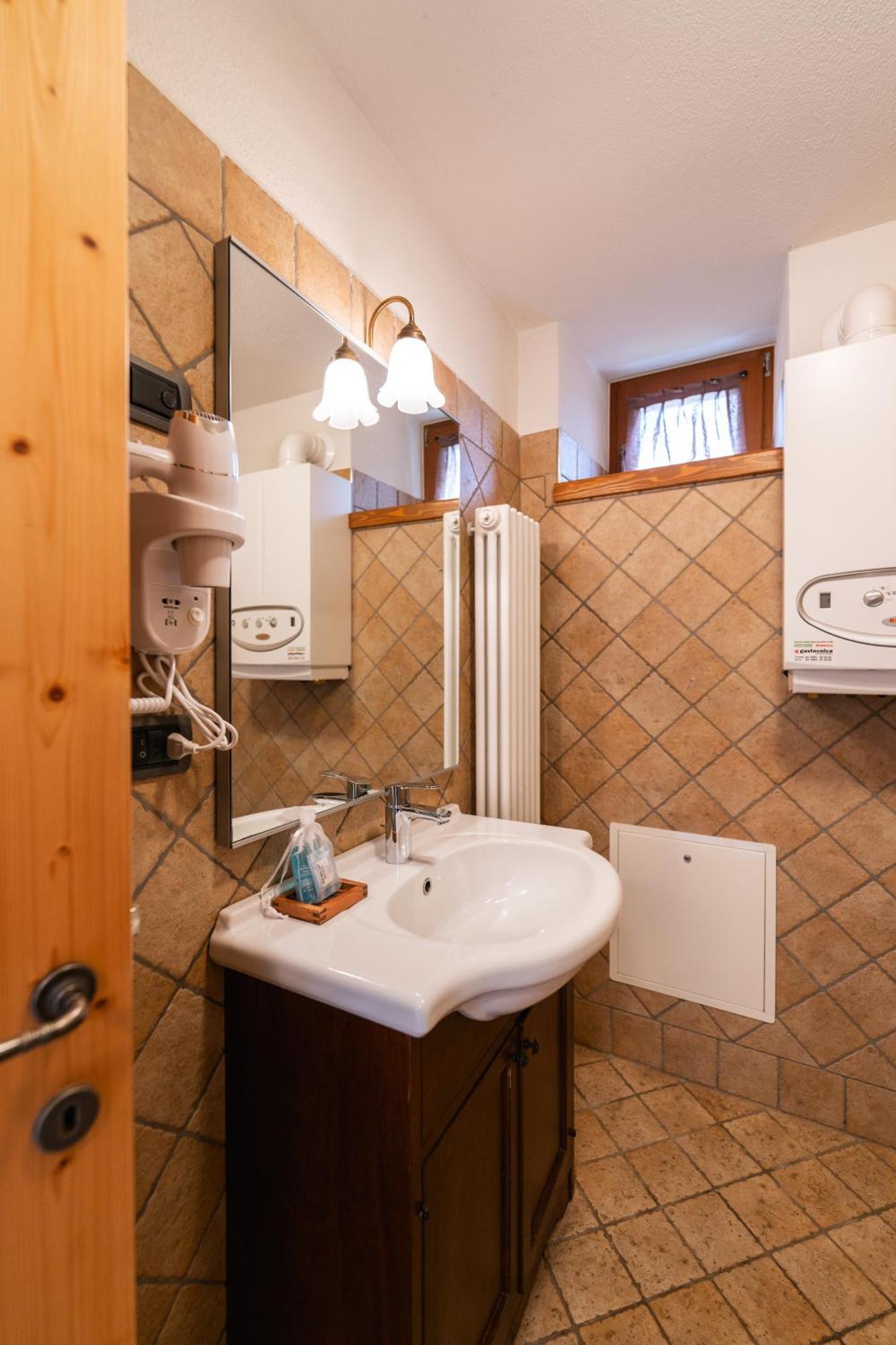 Maso Salim Relax Apartments Drena Extérieur photo